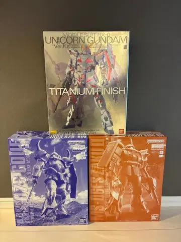 MG 건담 프라모델 3개 묶음 판매