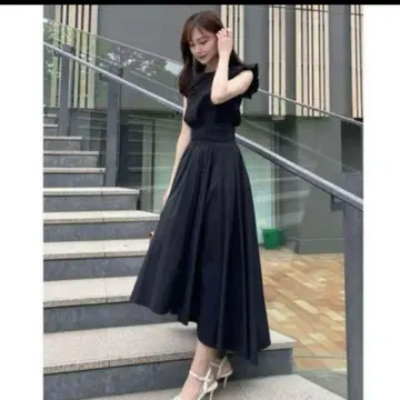 블랙 플레어 롱 스커트