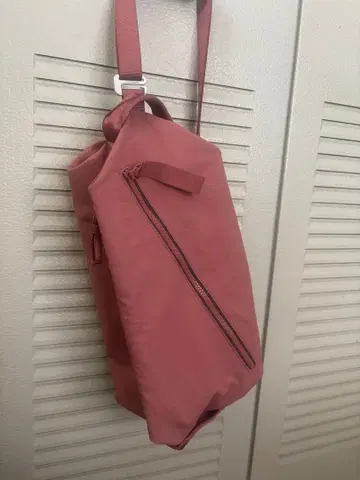 lululemon 숄더백 핑크