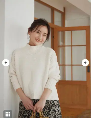 패턴 짜임 하이넥 니트*COHINA