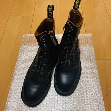 닥터마틴 Dr.Martens 사이드 지퍼 부츠