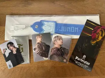 JUNON 타월 홀더와 포토 카드 세트