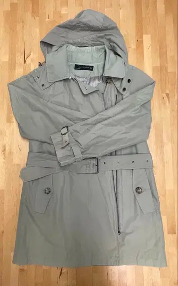 ZARA WOMAN 후드 부착 트렌치코트