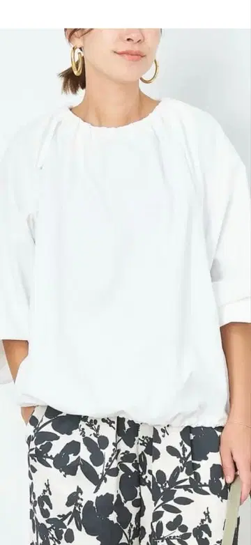 MICA&DEAL 새상품, 미사용 화이트 긴팔 블라우스