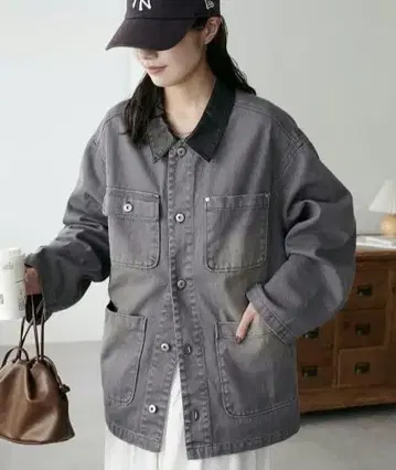 [ Discoat ] 가죽 대비 컬러 커버올 차콜 그레이