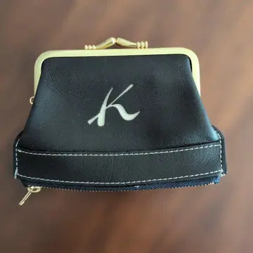 K 로고 코인 케이스
