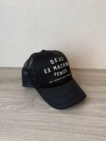 DEUS EX MACHINA 캡 블랙