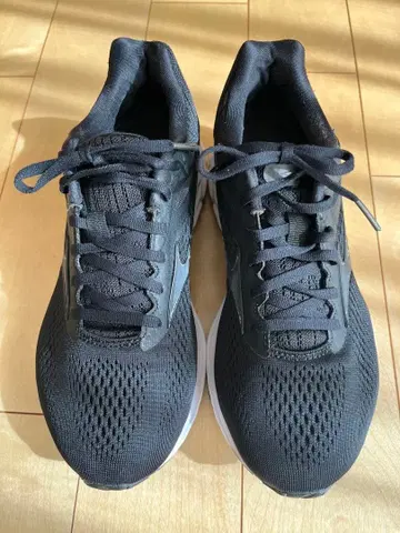 [새상품급] 미즈노 스니커즈 25.0cm