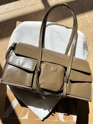 ZARA 숄더백 새상품 박스형