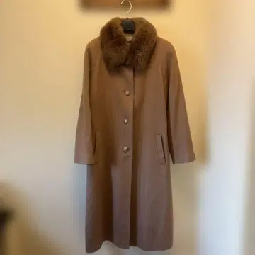 SWEET MIMI 퍼 달린 브라운 캐시미어 롱 코트