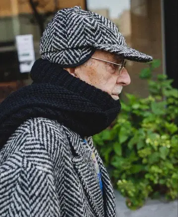 MAISON EUREKA 헤링본 오피서 코트