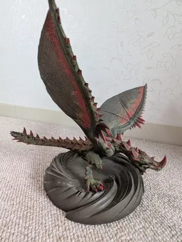 몬스터 헌터 에스피나스 피규어