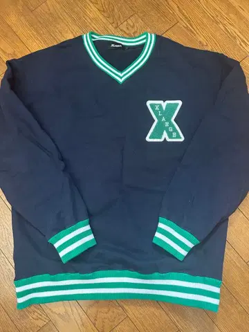 XLARGE 맨투맨 트레이닝복