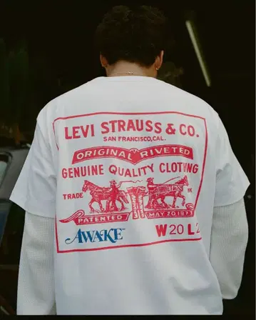 LEVI STRAUSS & CO. AWAKE 티셔츠