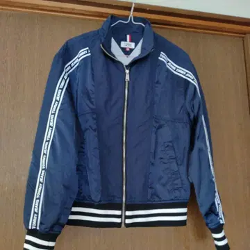 TOMMY JEANS 점퍼