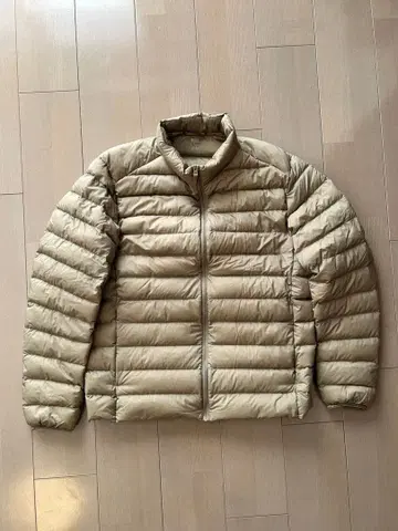UNIQLO 베이지 다운 자켓 XL