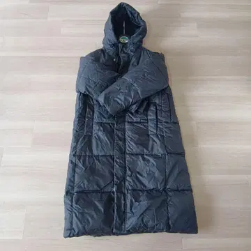 [ 미사용 새상품 ] 롱 다운 코트 기장: 110cm