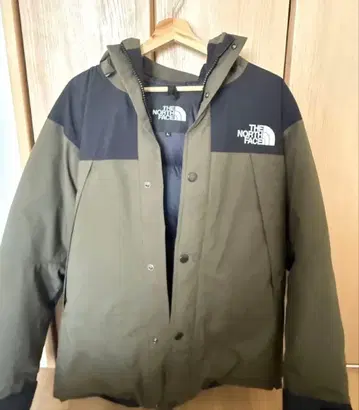 [ 2024년 모델 ] THE NORTH FACE 마운틴 다운 자켓 L