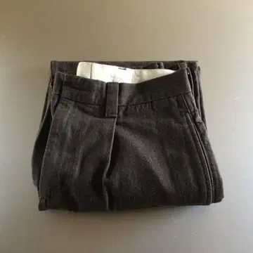 UNIQLO C 턱 스트레이트 팬츠