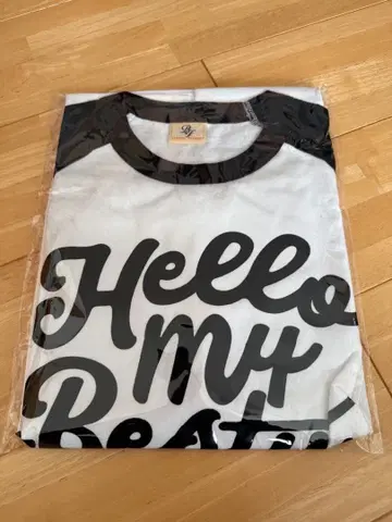 Hello My 'BESTY' vol.2 롱 슬리브 티셔츠 S
