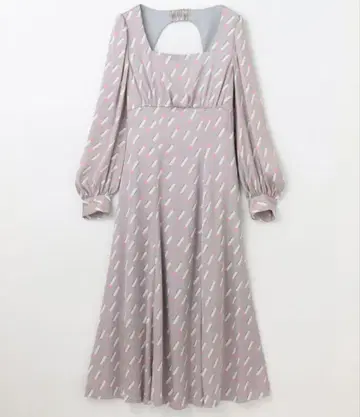 택 포함 새상품 M 사이즈 그레이스 클래스 백산 립 드레스
