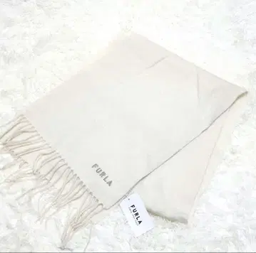FURLA 프린지 머플러