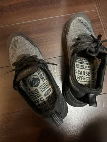 KEEN Hiker 그레이 스니커즈