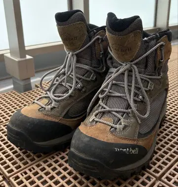 몽벨 montbell 등산화 25.0 GORE-TEX 츠오로미 부츠