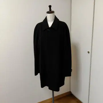 블랙 스텐카라 코트 심플한 디자인