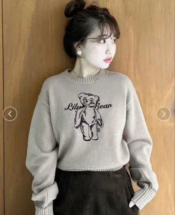 Lily Bear 자수 니트탑