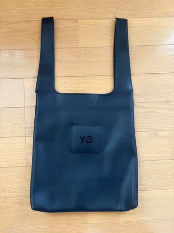 Y-3 가죽 토트백 블랙