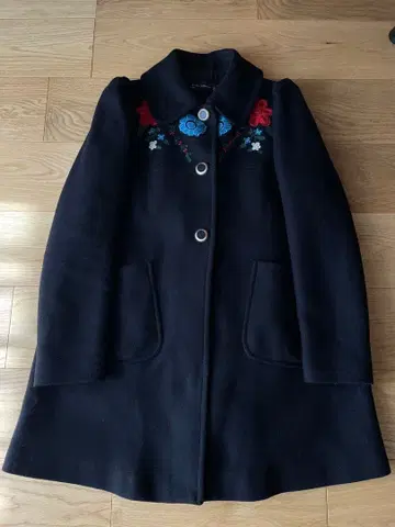ZARA WOMAN 블랙 꽃무늬 자수 롱 코트 M 플라워