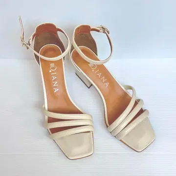 [ 새상품급 ] DIANA 다이애나 샌들 에크루 크림 베이지 22.5cm
