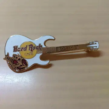 Hard Rock Cafe 기타형 핀 배지 BOSTON