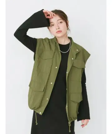 [ WEB 한정판 ] 나일론 혼방 밀리터리 루즈 베스트