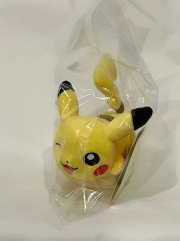 포켓몬 센터 한정판 피카츄 어깨 봉제 인형 미사용 새상품