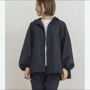 yori 백 개더 발수 후드티 블랙