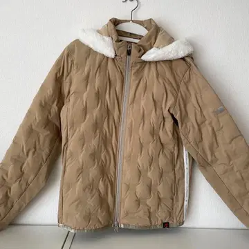 뉴발란스 후드 부착 자켓 베이지