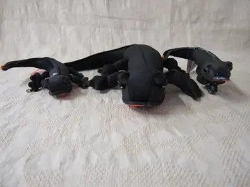 아카하라이모리 봉제 인형 3체