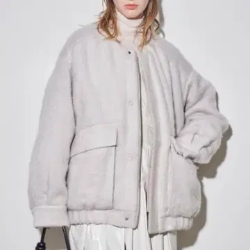 24AW 미사용급 엘렌딕 모헤어 믹스 패딩 코트 그레이지