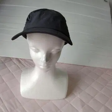 다크 그레이 메쉬 캡 사이즈 조절 가능