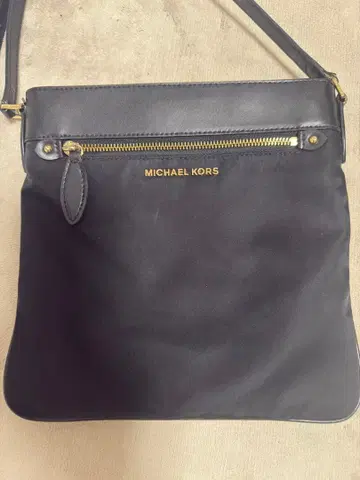 MICHAEL KORS 블랙 숄더백
