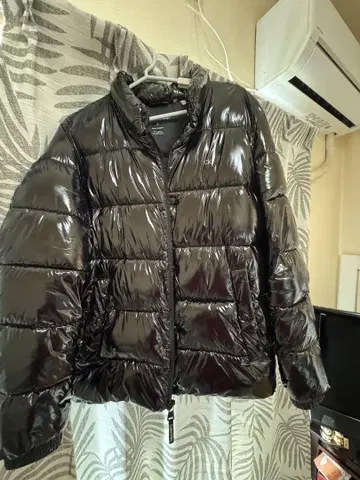 Calvin Klein 블랙 다운 자켓 S