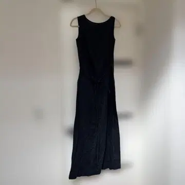 DKNY 슬리브리스 롱 원피스