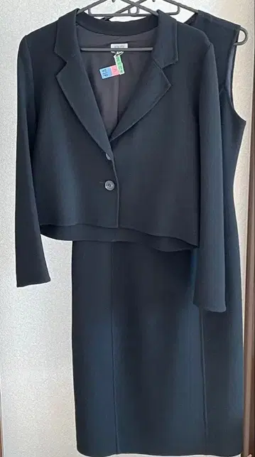 FOXEY 블랙스 카트 수트 40