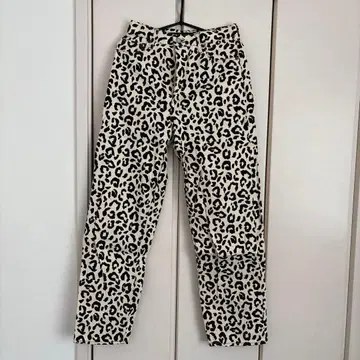 MOUSSY 레오파드 무늬 캐주얼 데님 팬츠