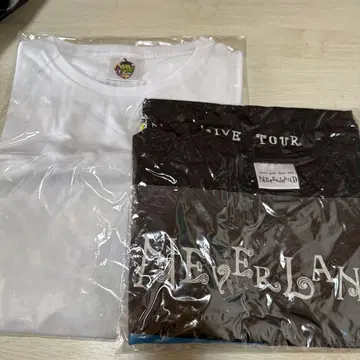 NEWS NEVERLAND Strawberry T셔츠 2장 세트