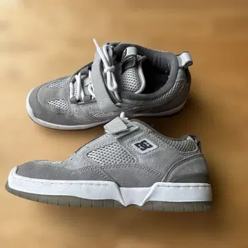 DC SHOES JS1 그레이