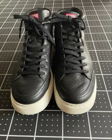 CAMPER 캠퍼 가죽 하이컷 스니커즈 23.5cm