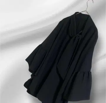 빅 사이즈! DAMA collection 보타이 블라우스 블랙 13
